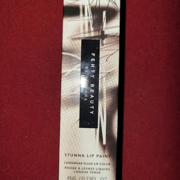 Fenty Beauty Stunna Kip Paint in Unlocked - Picture 2 of 3